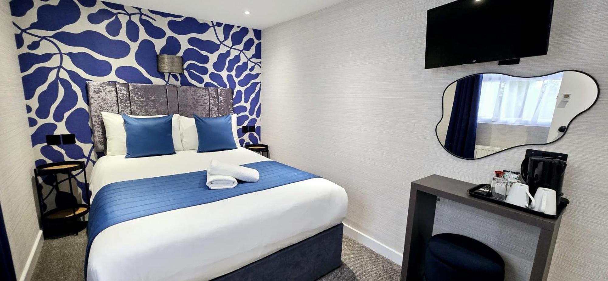 เมนโทน โฮเต็ล - บีบี Hotel ลอนดอน ภายนอก รูปภาพ