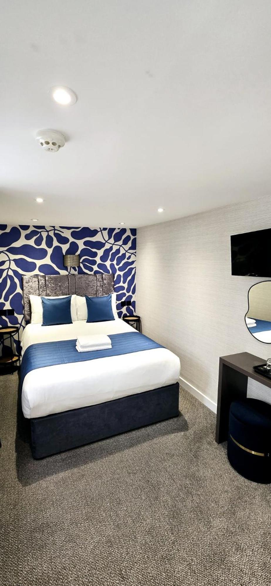เมนโทน โฮเต็ล - บีบี Hotel ลอนดอน ภายนอก รูปภาพ